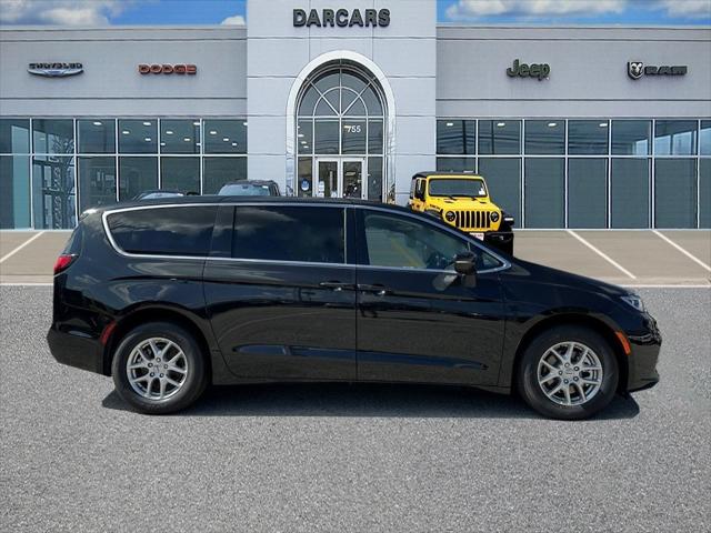 2023 Chrysler Pacifica PACIFICA TOURING L