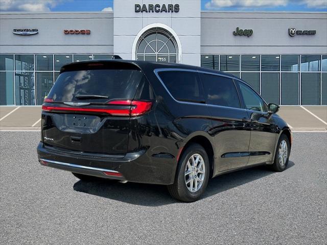 2023 Chrysler Pacifica PACIFICA TOURING L