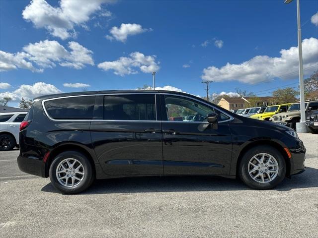 2023 Chrysler Pacifica PACIFICA TOURING L