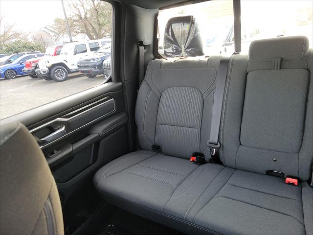 2023 RAM Ram 1500 RAM 1500 BIG HORN CREW CAB 4X4 57 BOX