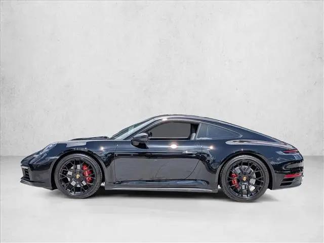 2021 Porsche 911 Carrera