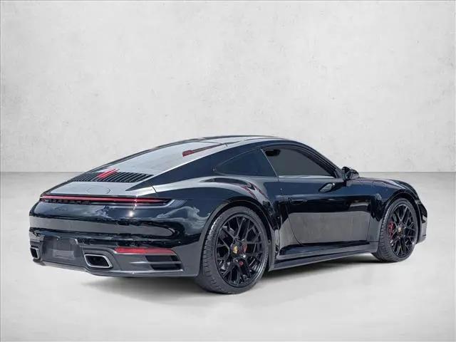 2021 Porsche 911 Carrera