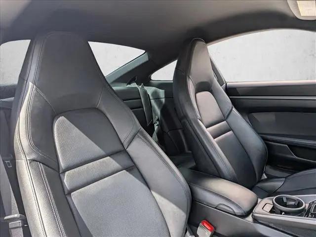 2021 Porsche 911 Carrera
