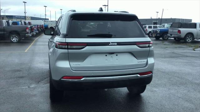 2023 Jeep Grand Cherokee GRAND CHEROKEE LAREDO 4X4
