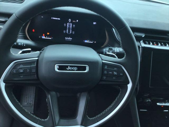 2023 Jeep Grand Cherokee GRAND CHEROKEE LAREDO 4X4