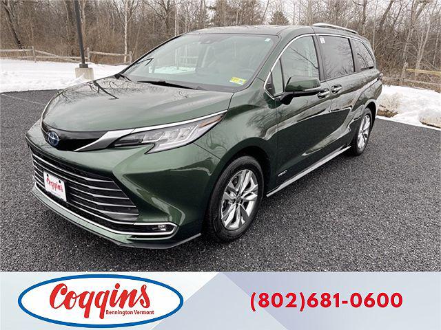2021 Toyota Sienna Limited for sale in Bennington, VT
