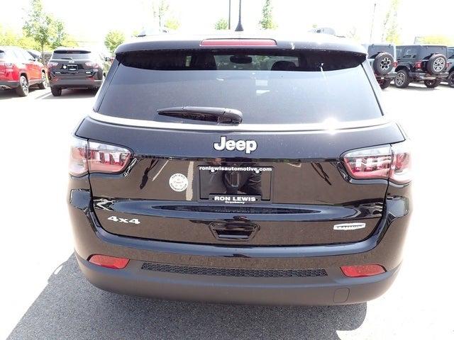2023 Jeep Compass COMPASS LATITUDE 4X4