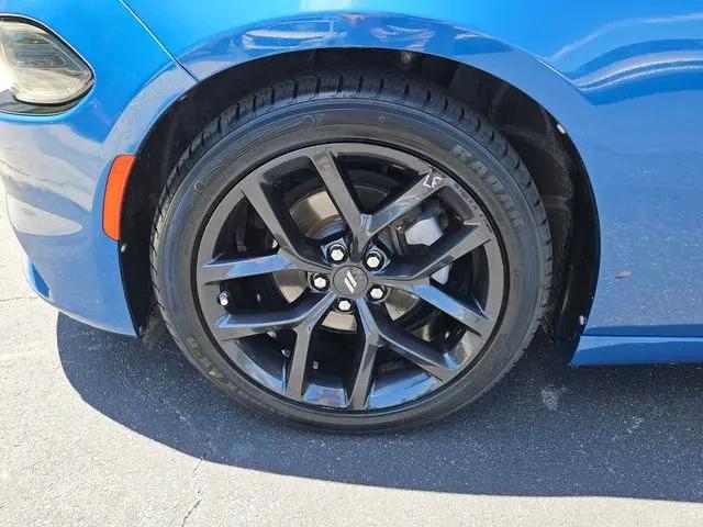 2022 Dodge Charger SXT RWD
