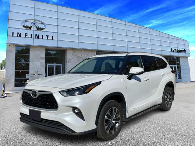 2022 Toyota Highlander XLE [0]