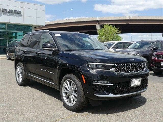 2023 Jeep Grand Cherokee GRAND CHEROKEE SUMMIT 4X4