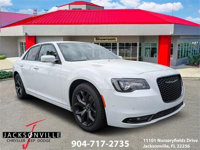 2023 Chrysler Chrysler 300 300S V6