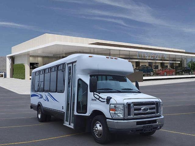 2011 Ford E-450 Cutaway E-450 for sale in Southgate, MI