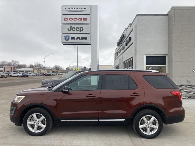 2016 Ford Explorer XLT 2016 Ford Explorer XLT