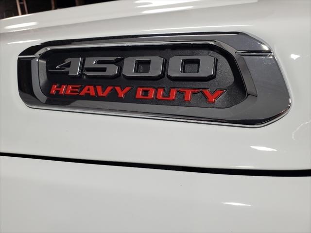 2023 Ram 4500 Chassis Tradesman/SLT