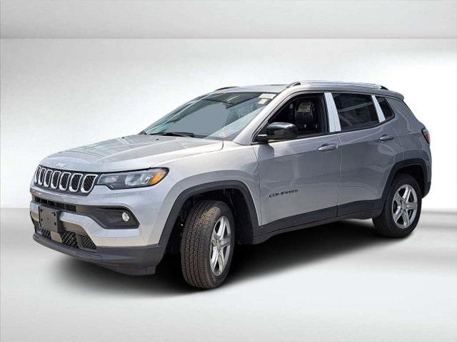 2023 Jeep Compass COMPASS LATITUDE 4X4