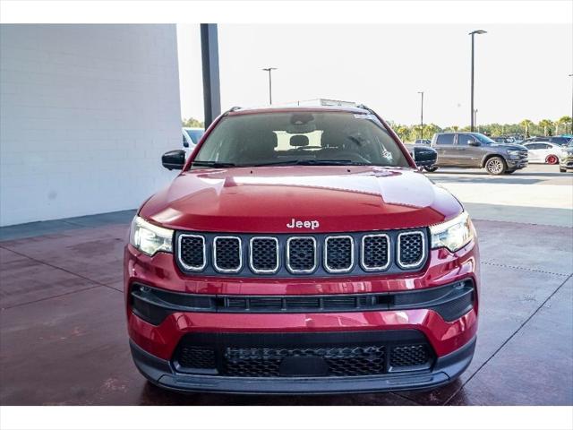 2023 Jeep Compass COMPASS LATITUDE LUX 4X4