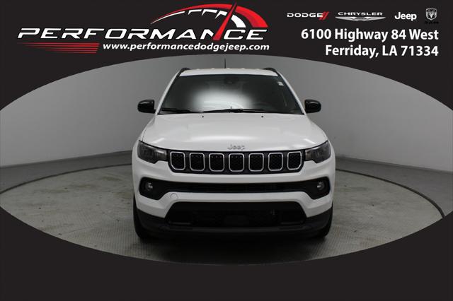 2023 Jeep Compass COMPASS LATITUDE LUX 4X4