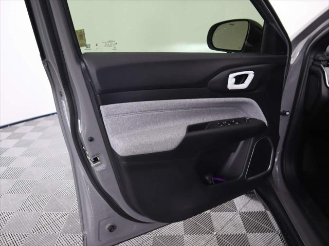 2023 Jeep Compass COMPASS LIMITED 4X4