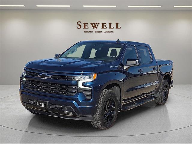 2022 Chevrolet Silverado 1500 4WD Crew Cab Short Bed RST