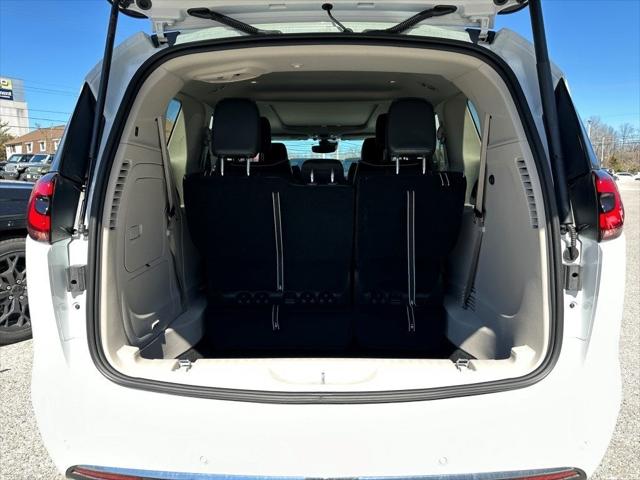 2023 Chrysler Pacifica Plug-In Hybrid PACIFICA PLUG-IN HYBRID LIMITED