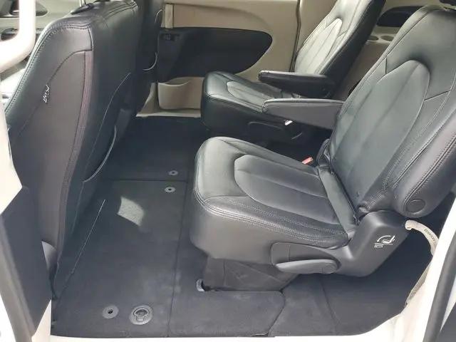 2021 Chrysler Pacifica Touring