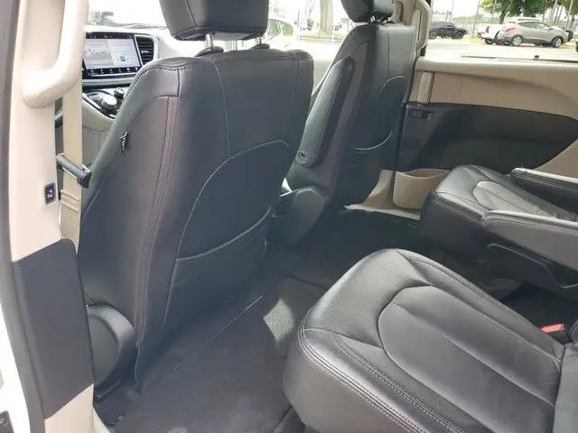 2021 Chrysler Pacifica Touring