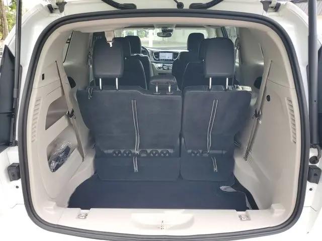 2021 Chrysler Pacifica Touring