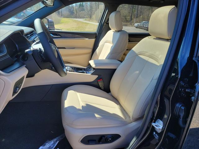 2023 Jeep Grand Cherokee GRAND CHEROKEE L LIMITED 4X4