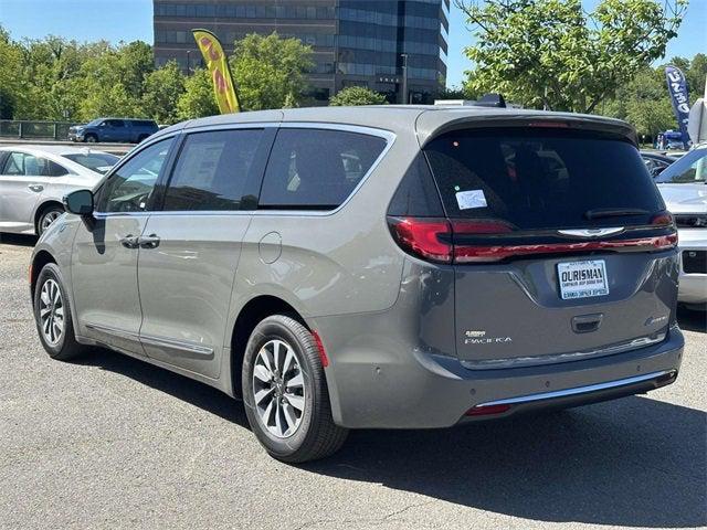 2023 Chrysler Pacifica Plug-In Hybrid PACIFICA PLUG-IN HYBRID LIMITED