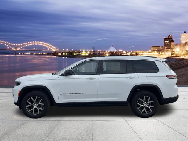 2023 Jeep Grand Cherokee GRAND CHEROKEE L LIMITED 4X4