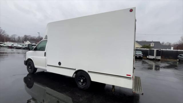 2010 Chevrolet Express Cutaway Work Van