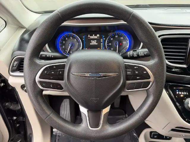 2017 Chrysler Pacifica Touring Plus
