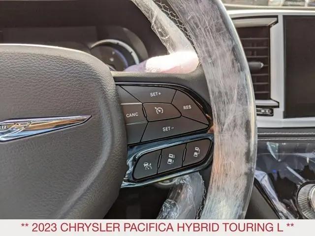 2023 Chrysler Pacifica Hybrid Touring L