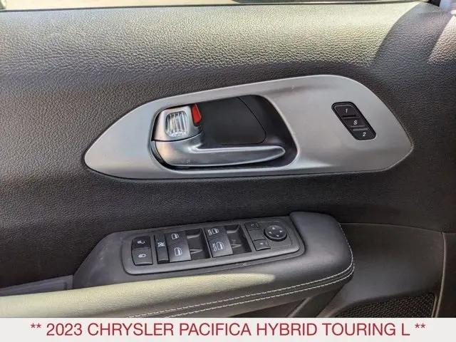 2023 Chrysler Pacifica Hybrid Touring L