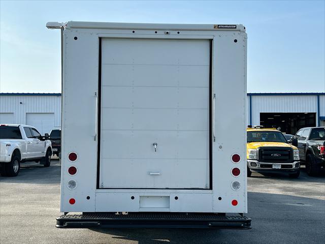 2022 Ford F-59 Commercial Stripped Chassis Unknown