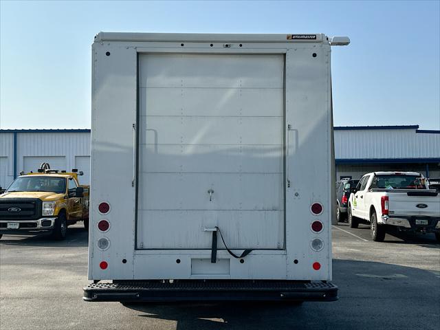 2022 Ford F-59 Commercial Stripped Chassis Unknown