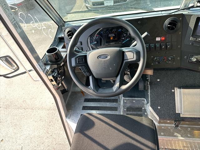 2022 Ford F-59 Commercial Stripped Chassis Unknown
