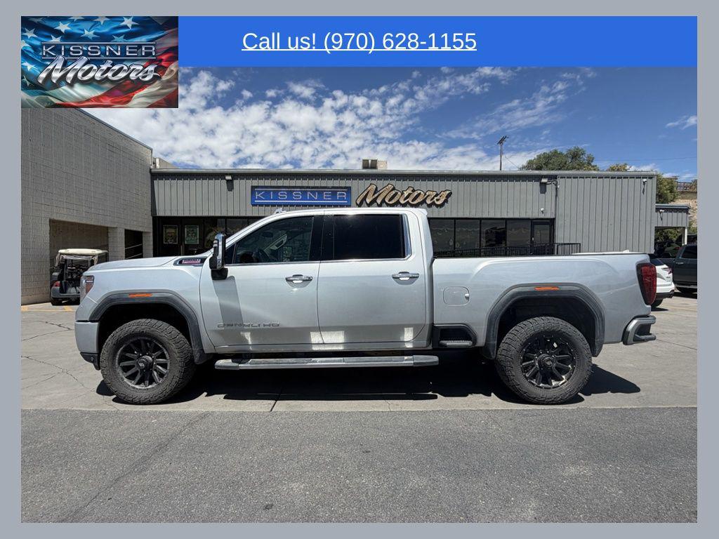 2020 GMC Sierra Denali 4WD Crew Cab Standard Box SRW's photo