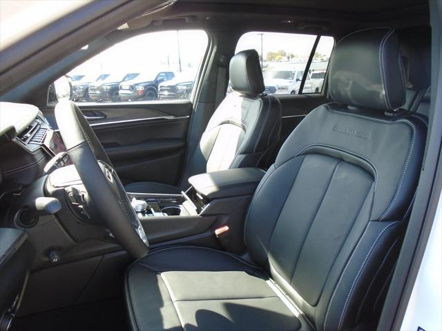 2023 Jeep Grand Cherokee GRAND CHEROKEE OVERLAND 4X4