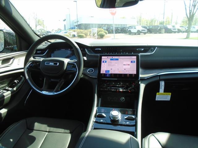 2023 Jeep Grand Cherokee GRAND CHEROKEE OVERLAND 4X4