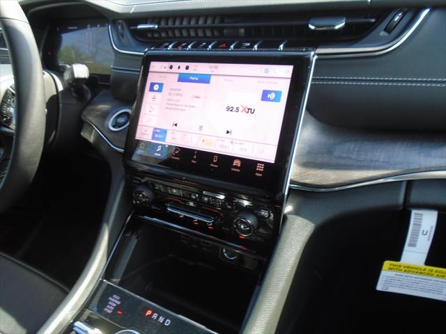 2023 Jeep Grand Cherokee GRAND CHEROKEE OVERLAND 4X4