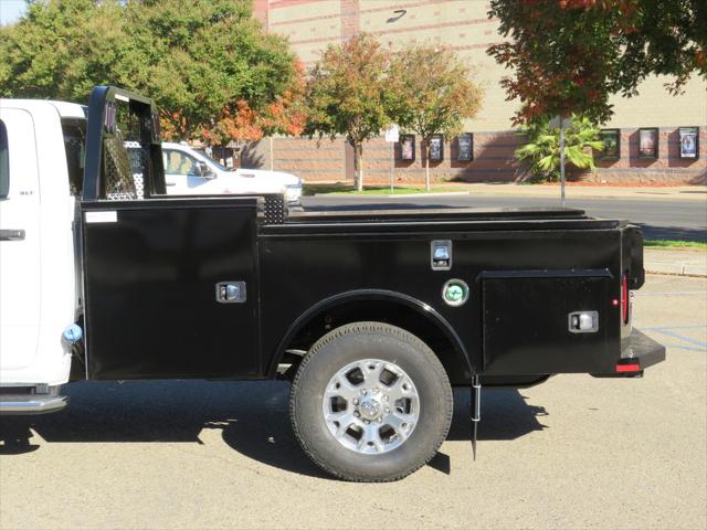 2023 RAM Ram 3500 Chassis Cab RAM 3500 SLT CREW CAB CHASSIS 4X4 60 CA