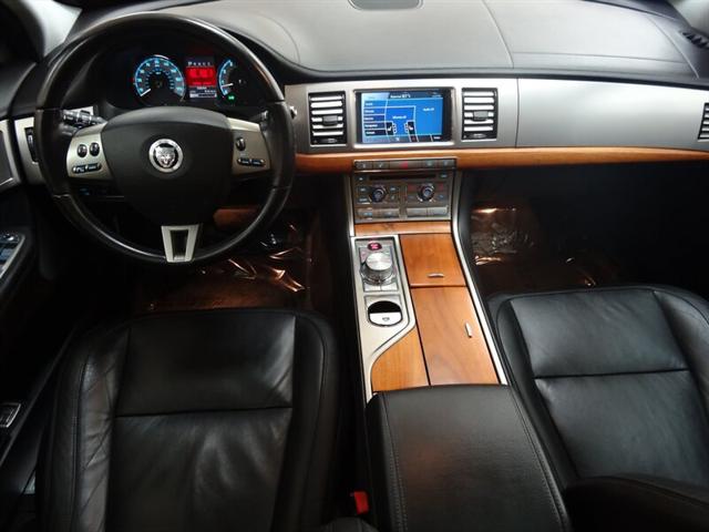 2010 Jaguar XF Unknown