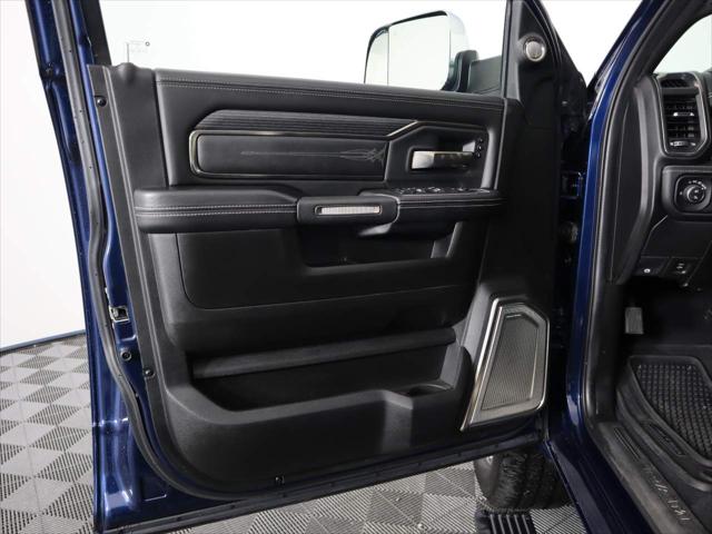 2019 RAM 2500 Limited Crew Cab 4x4 64 Box