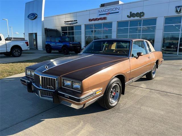 1985 Pontiac Grand Prix LE for sale in Madison, IN