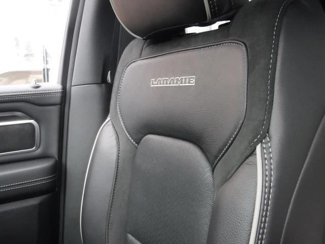2023 RAM Ram 1500 RAM 1500 LARAMIE CREW CAB 4X4 57 BOX