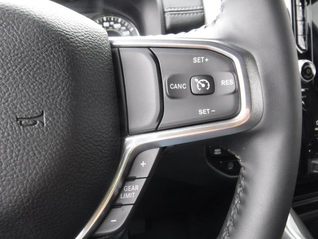 2023 RAM Ram 1500 RAM 1500 LARAMIE CREW CAB 4X4 57 BOX