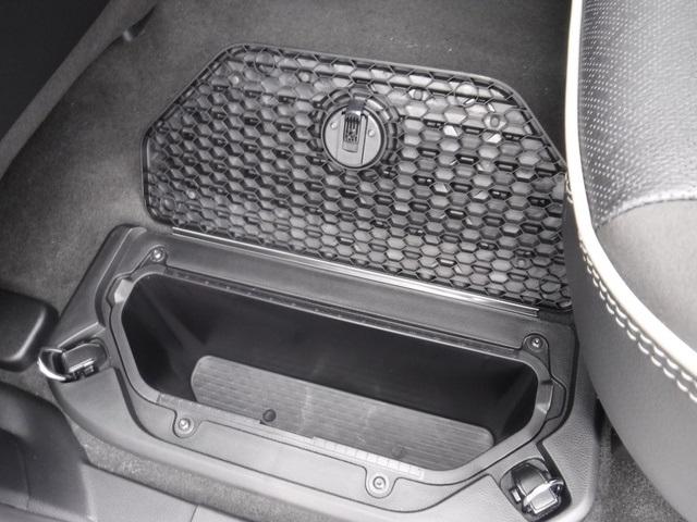 2023 RAM Ram 1500 RAM 1500 LARAMIE CREW CAB 4X4 57 BOX