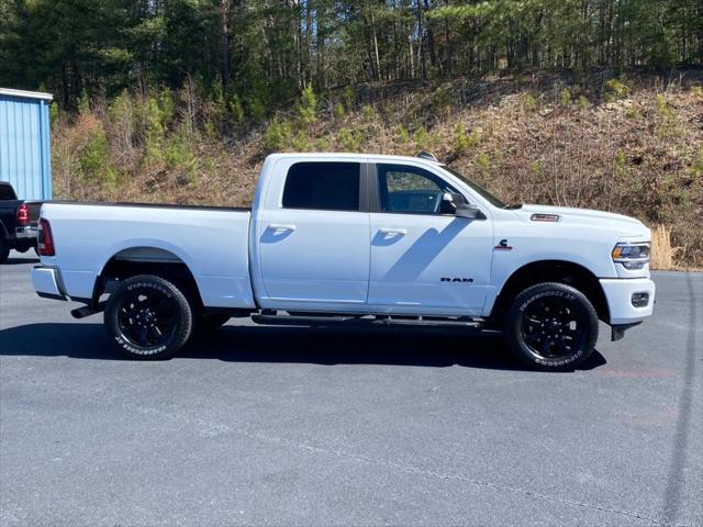 2022 RAM 2500 Big Horn Crew Cab 4x4 64 Box