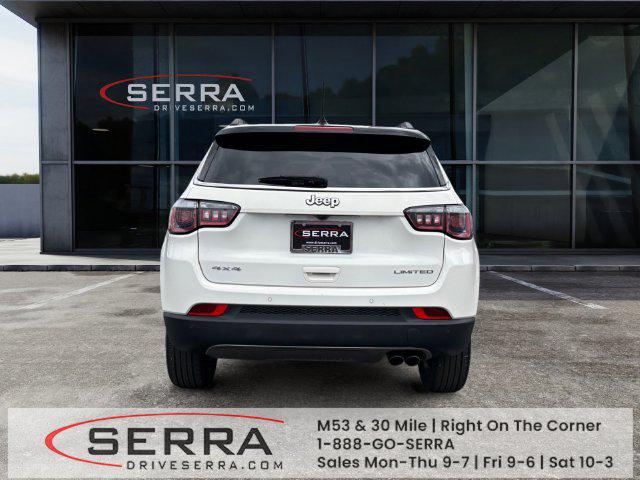 White Clearcoat 2018 Jeep Compass SUV / Crossover Four-Wheel Drive Automatic